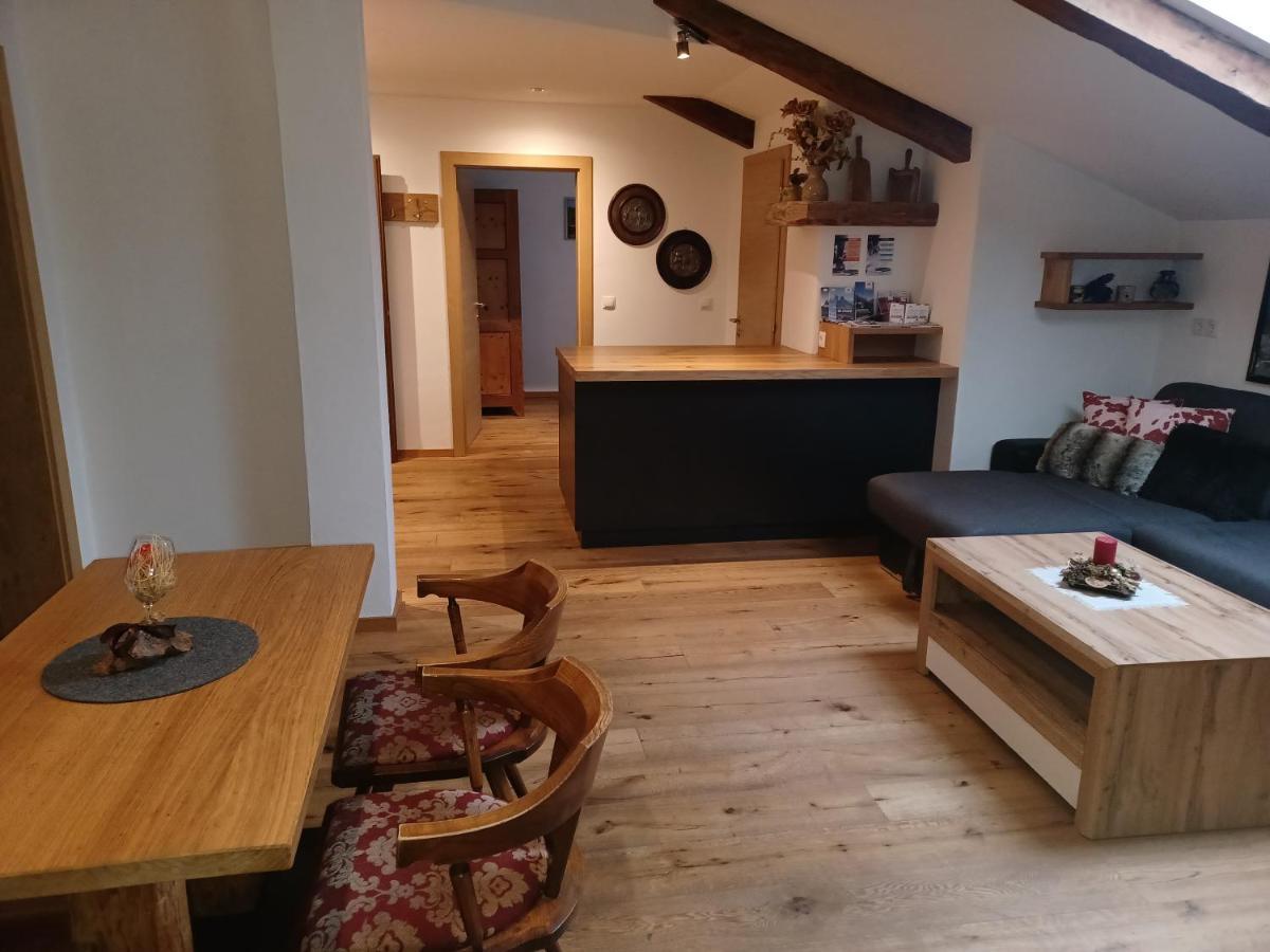 Kuglerhof Apartman Dobbiaco Kültér fotó