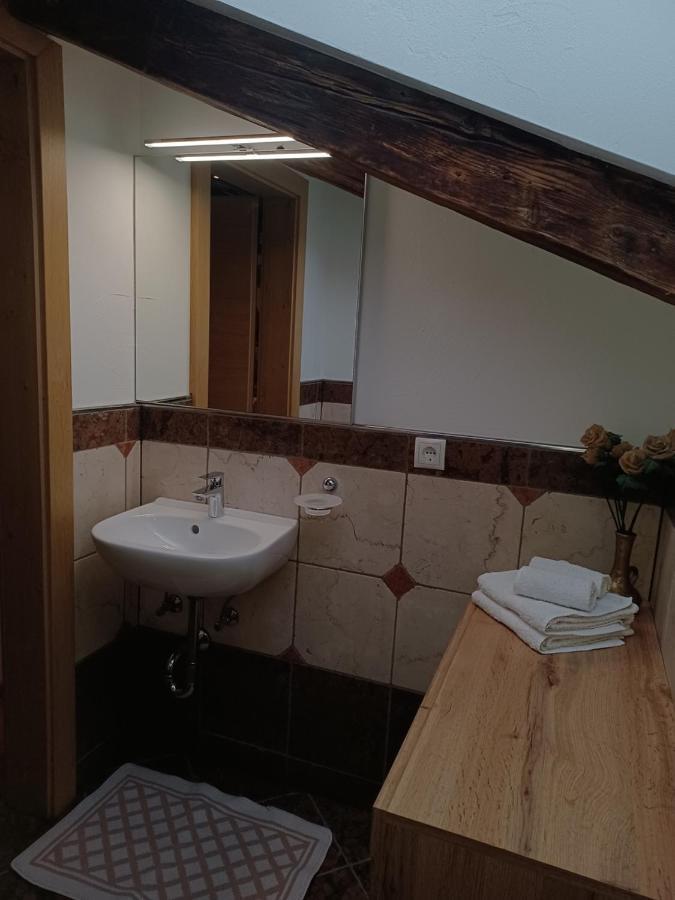 Kuglerhof Apartman Dobbiaco Kültér fotó