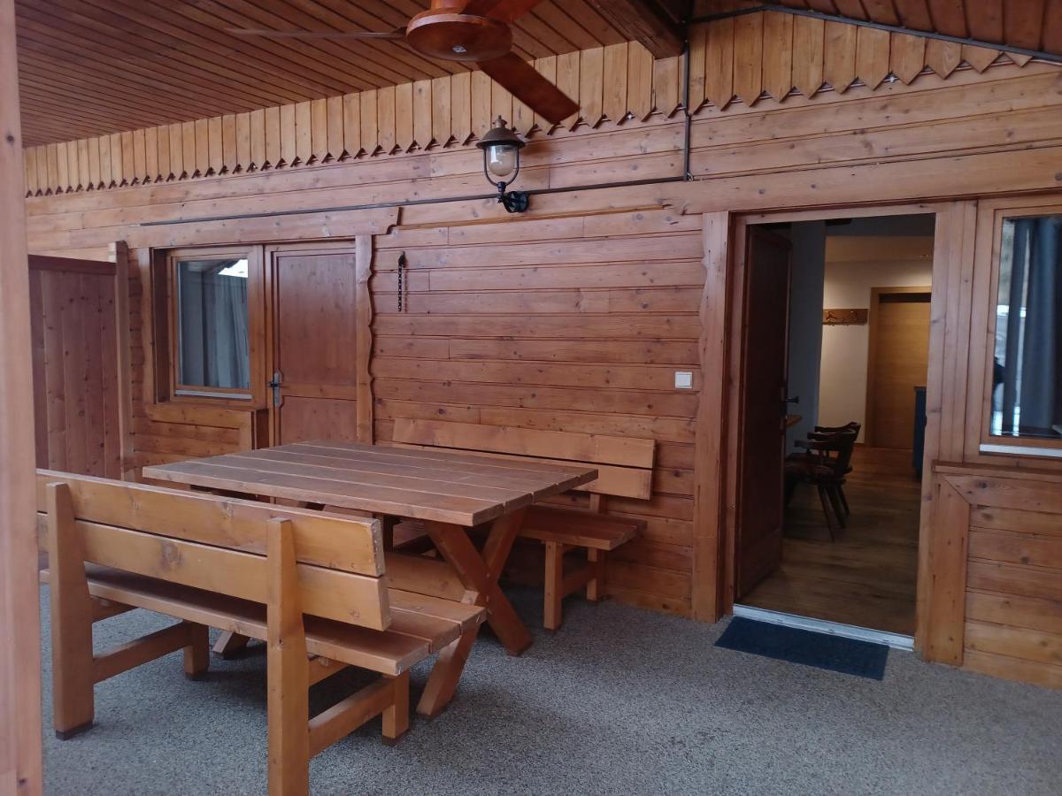Kuglerhof Apartman Dobbiaco Kültér fotó