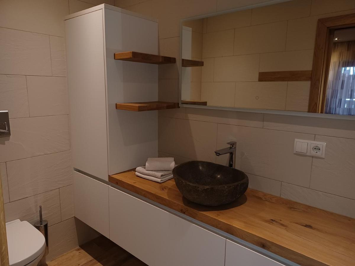 Kuglerhof Apartman Dobbiaco Kültér fotó